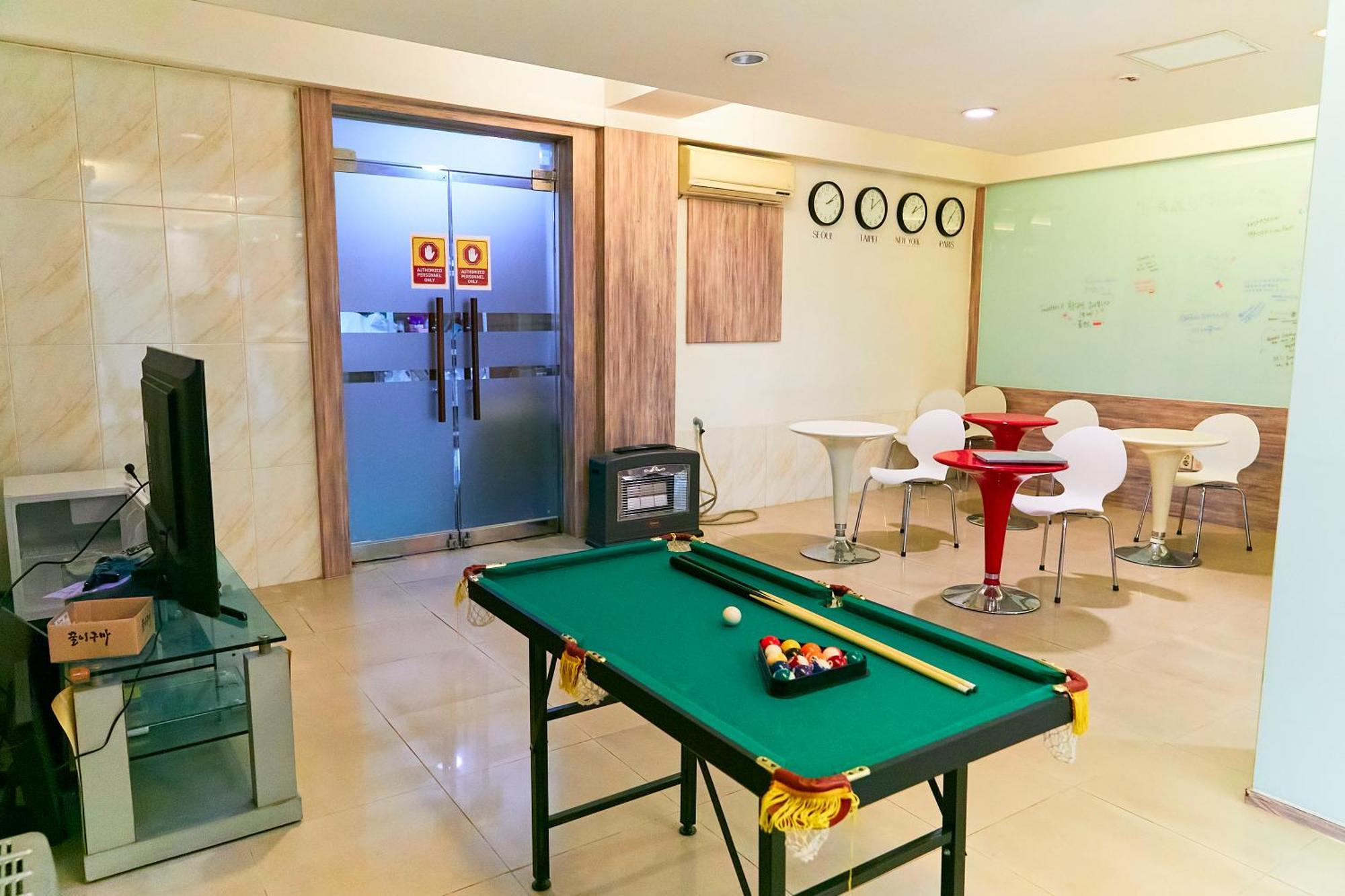 Travelers A Korea Hostel سيول المظهر الخارجي الصورة